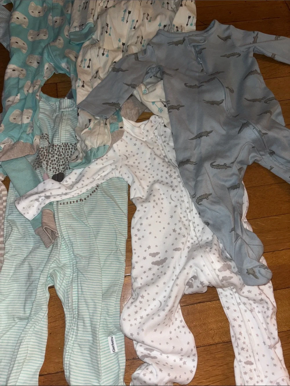 7 Baby Onesies Footed Sleepers — Mint, Light Blue & White Mix 6-9months